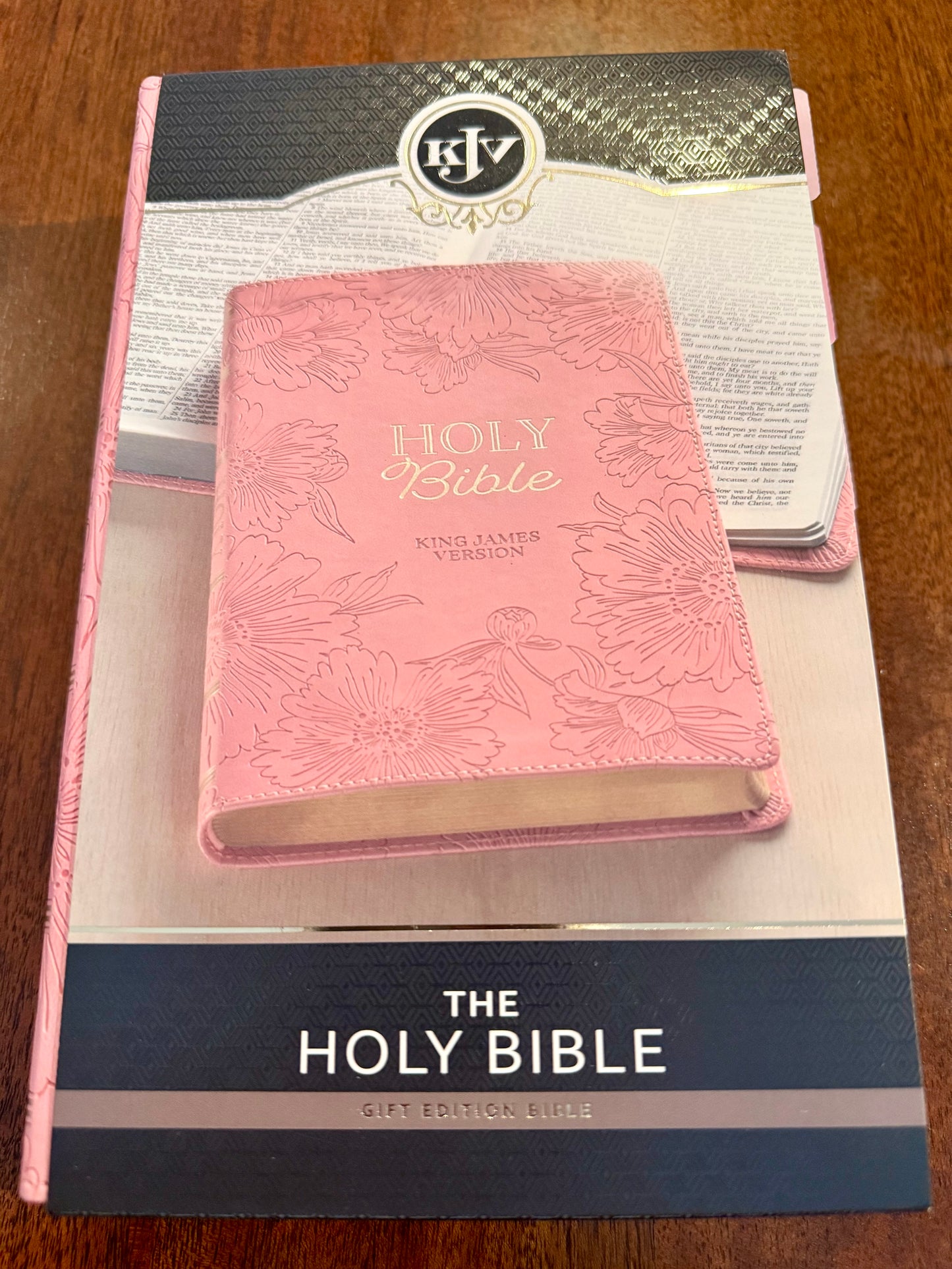 Pink KJV Tabbed Bible   Faith Journal, Bible Study Kit and Handmade Tassel Bundle