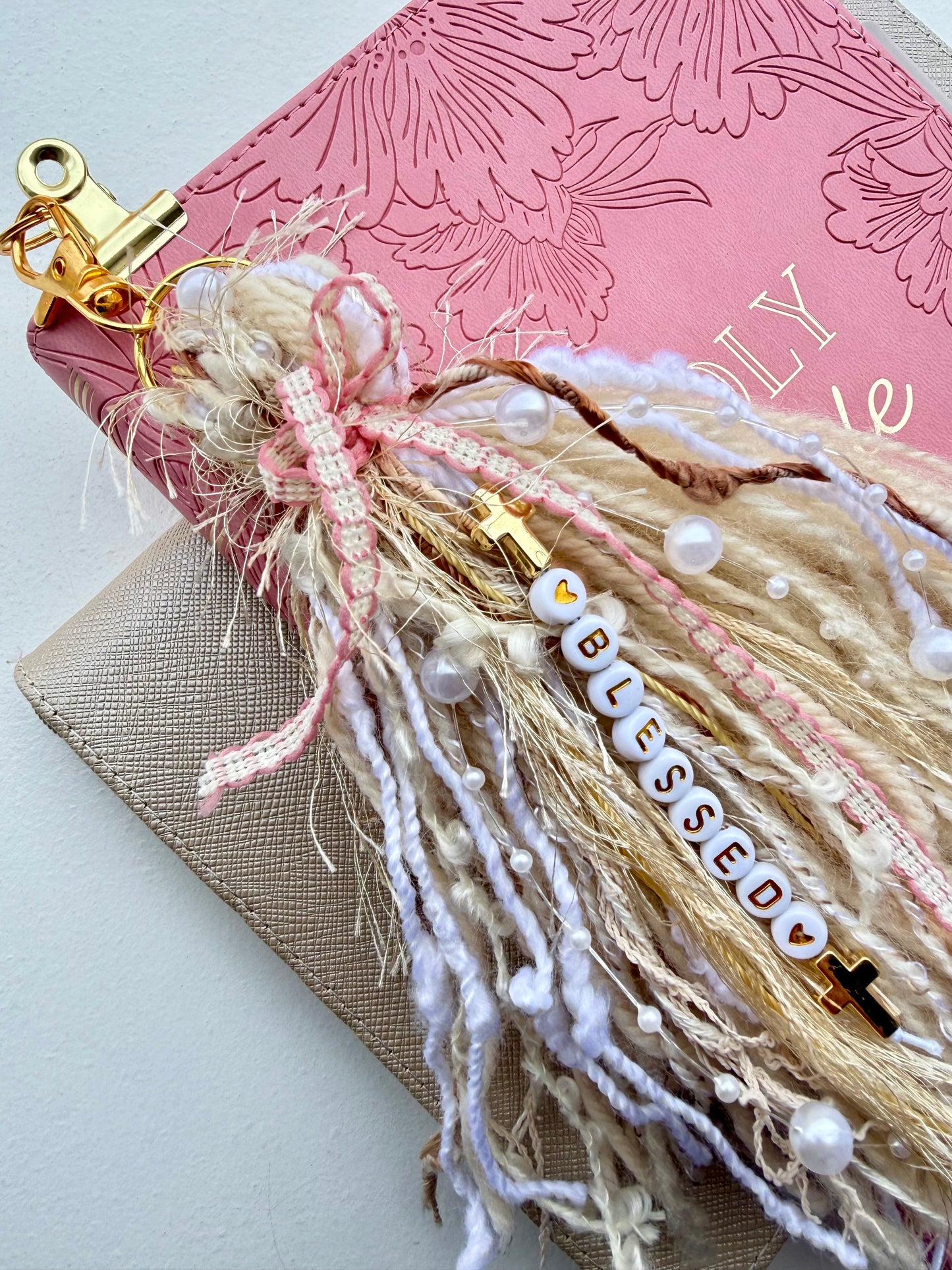 Pink KJV Tabbed Bible Study Bundle, Faith Journal, Tassel Keychain (Keepsake Box)